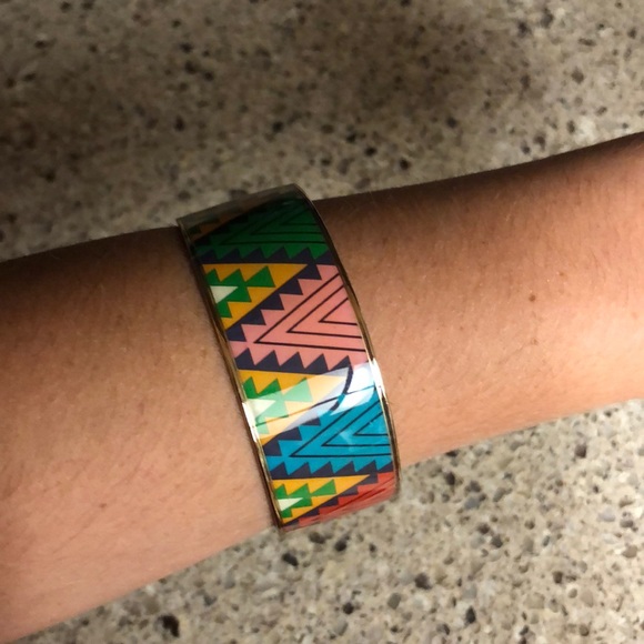 Erwin Pearl Aztec Bracelet - Picture 2 of 5